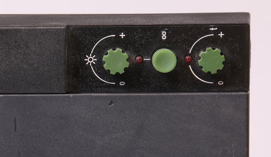 Диана-207 органы управления автофокусом, реле времени и световым потоком