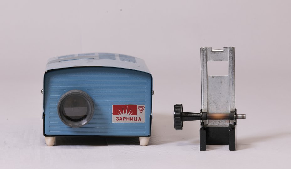 Зарница вид спереди со снятой кареткой для пленки 2